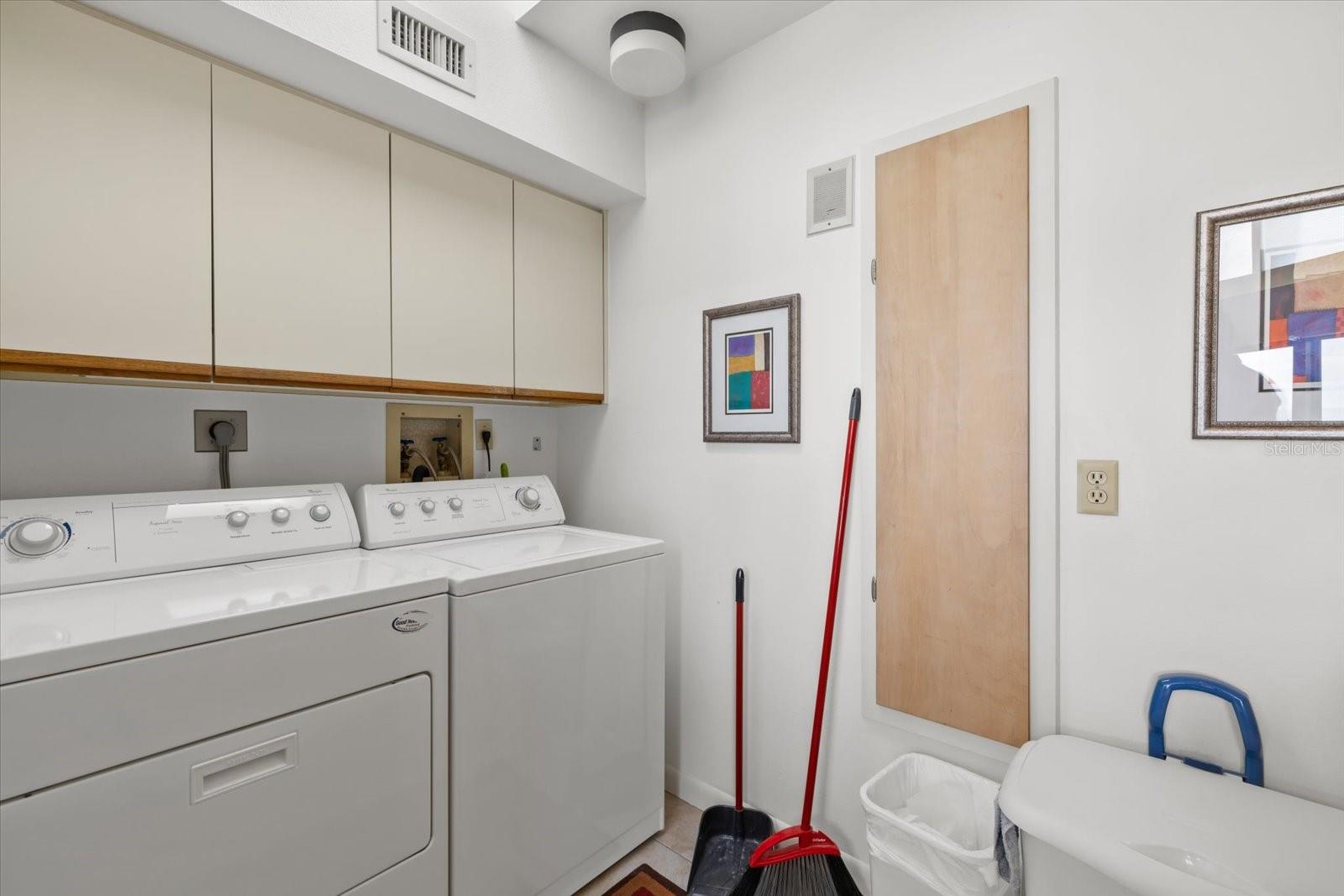 SARASOTA BEACH - Residential