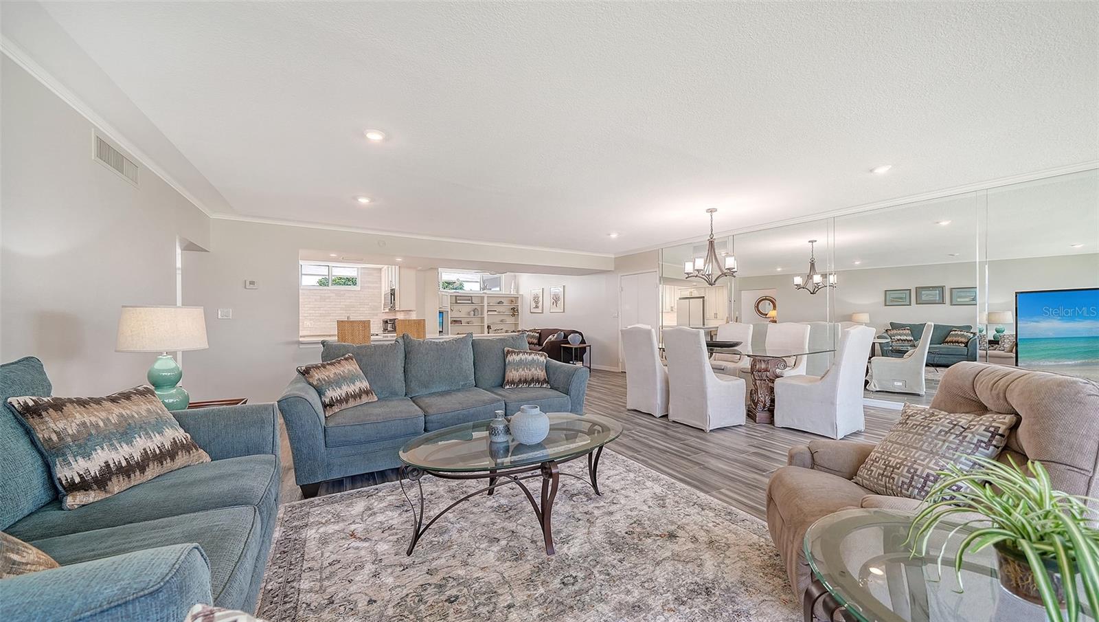 SANDS POINT - Residential