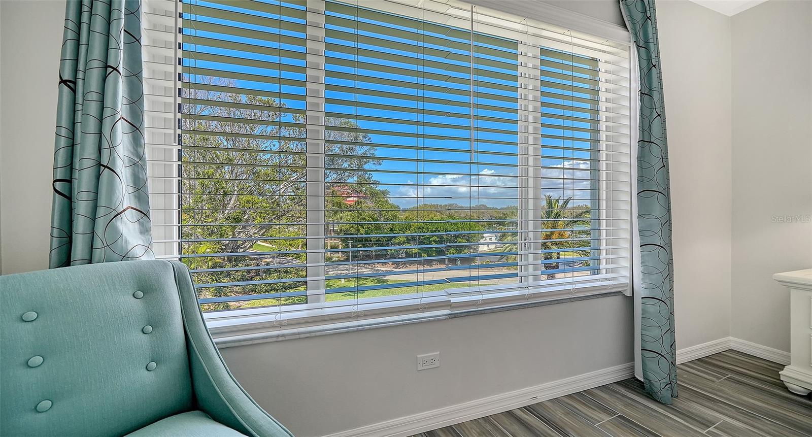 SANDS POINT - Residential