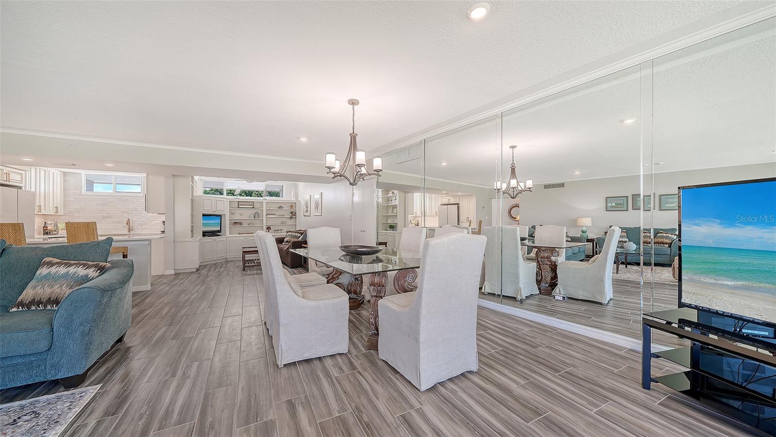 SANDS POINT - Residential