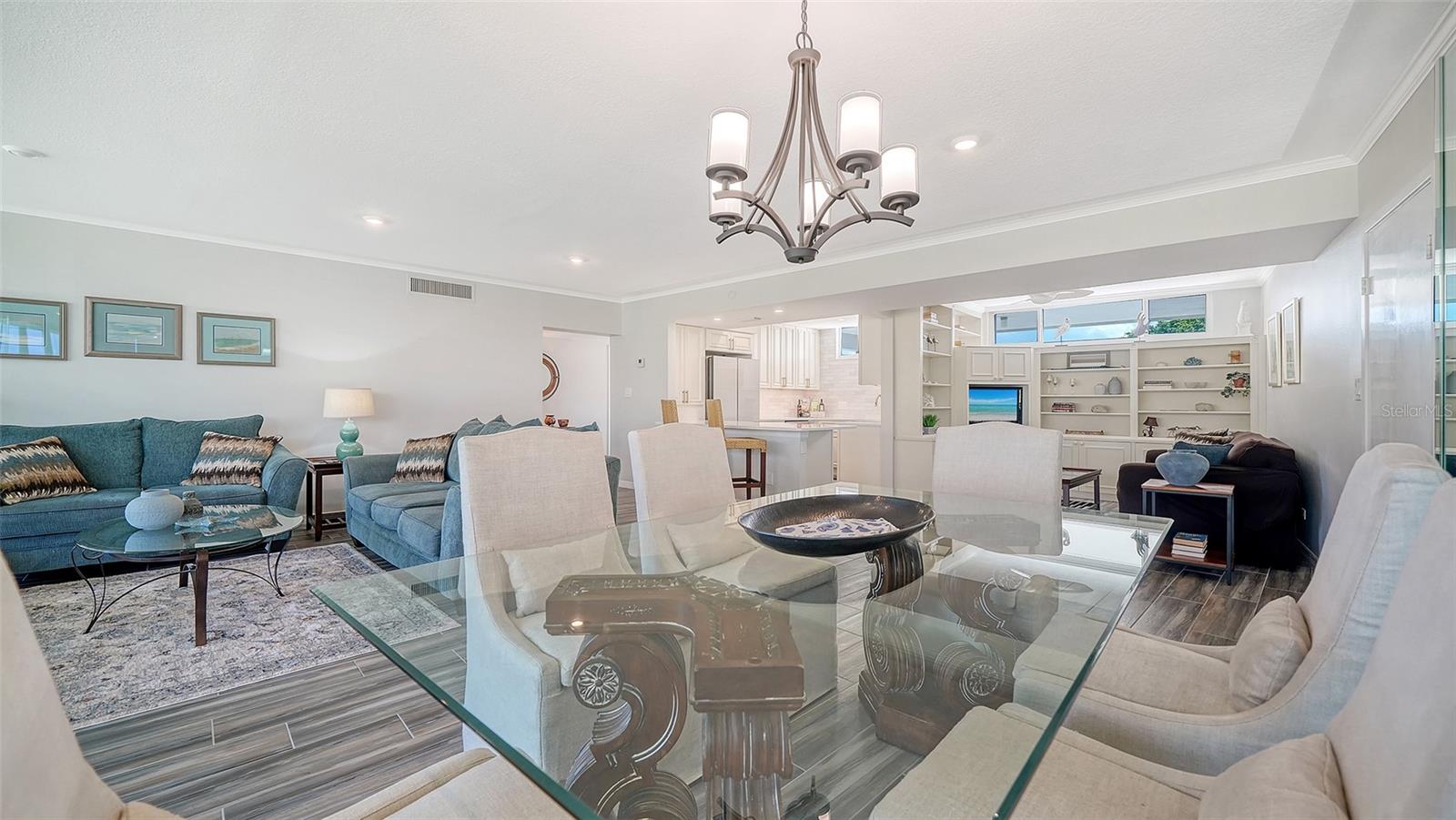 SANDS POINT - Residential