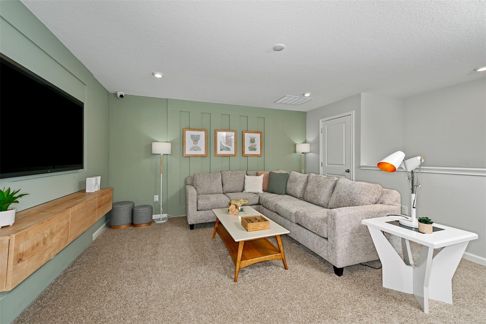 BLOOMINGDALE TOWNES - Residential