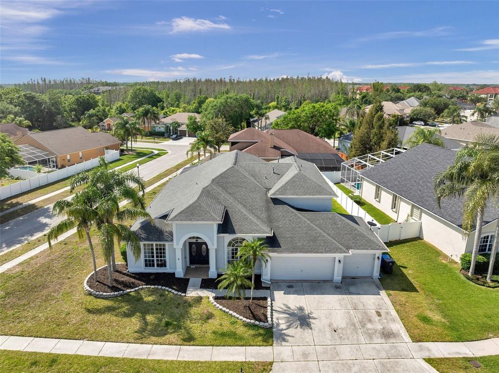 Photo of 10341 Meadow Crossing Drive, Tampa, FL 33647 (MLS # TB8369860)