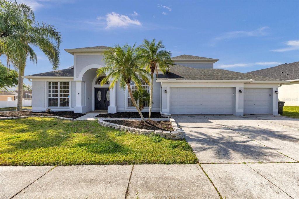 Photo of 10341 Meadow Crossing Drive, Tampa, FL 33647 (MLS # TB8369860)