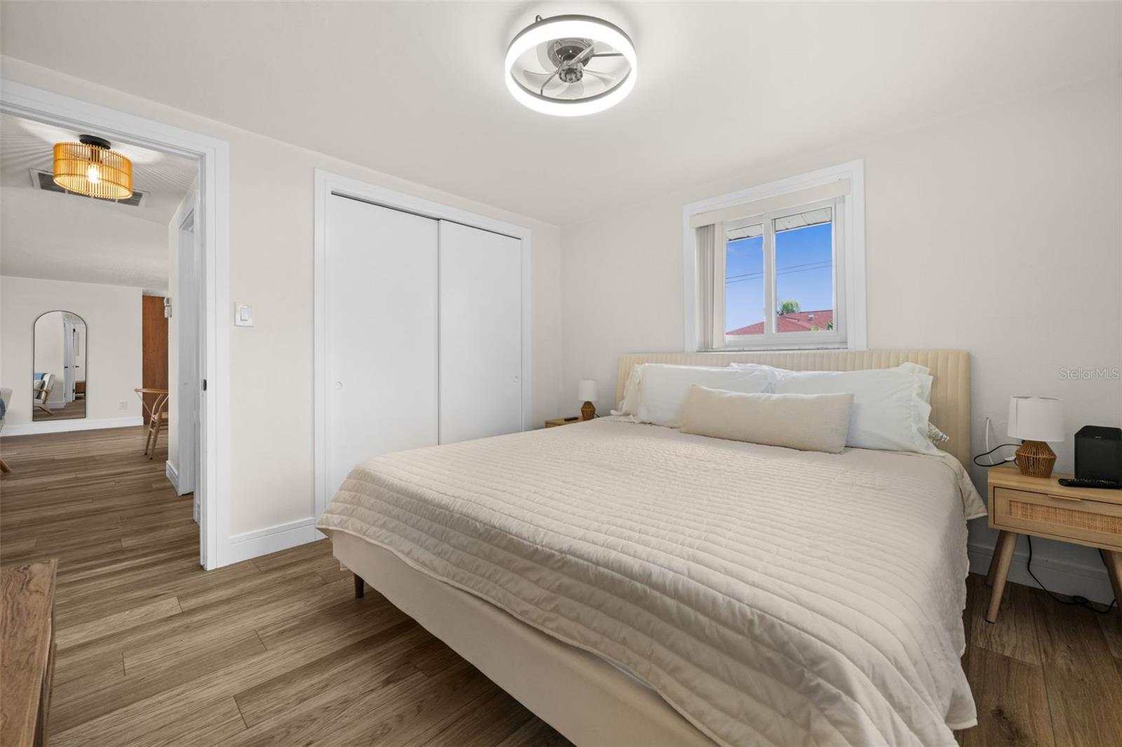 SOUTH VENICE - Residential