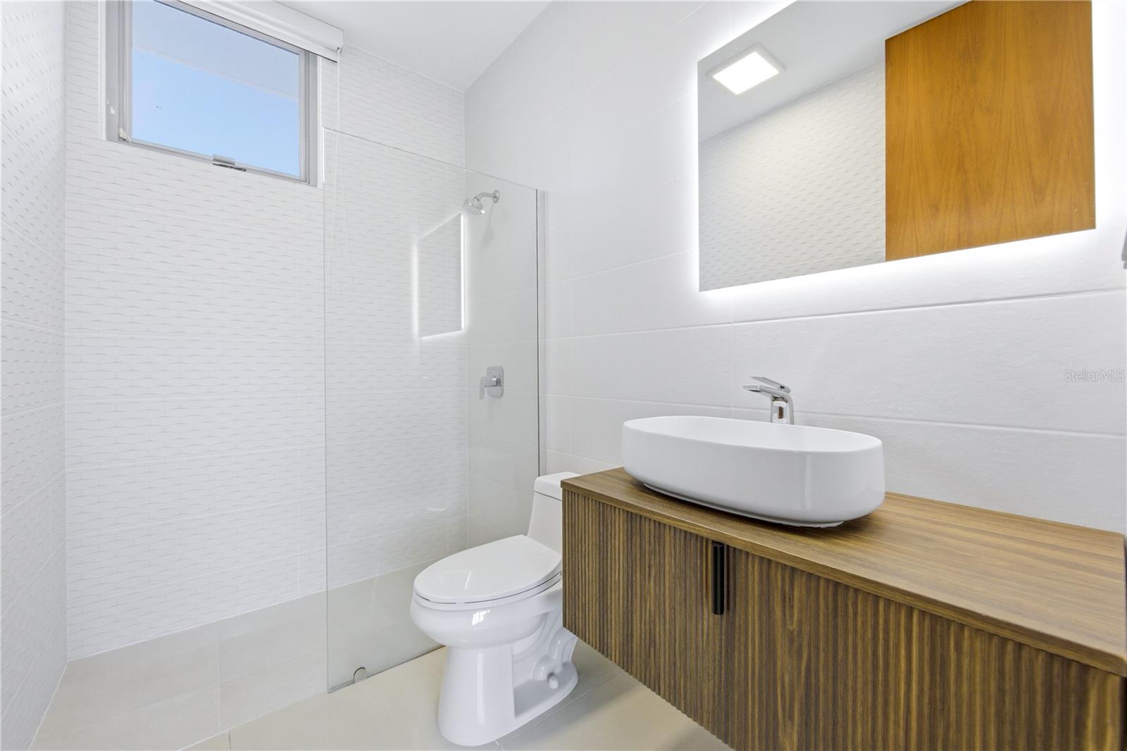 SENDEROS DE MONTEHIEDRA - Residential