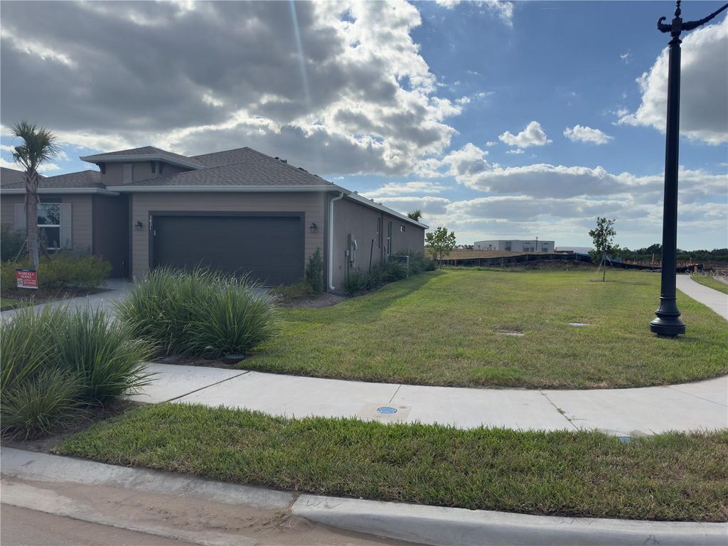 Photo of 3431 Night Star Terrace, Parrish, FL 34219 (MLS # A4669295)