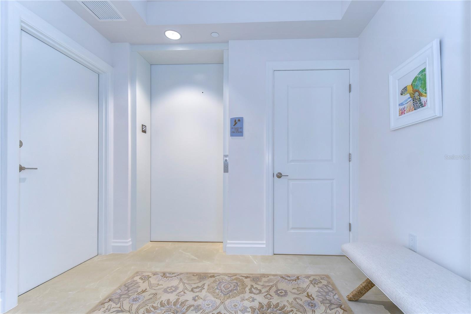 SUNSET POINTE AT COLLANY KEY IV A CONDO - Residential