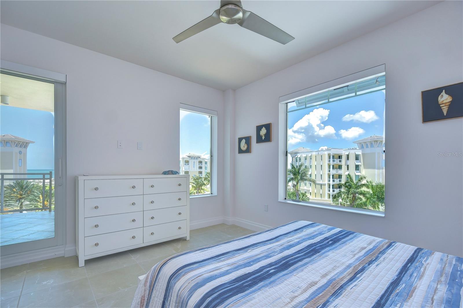 SUNSET POINTE AT COLLANY KEY IV A CONDO - Residential