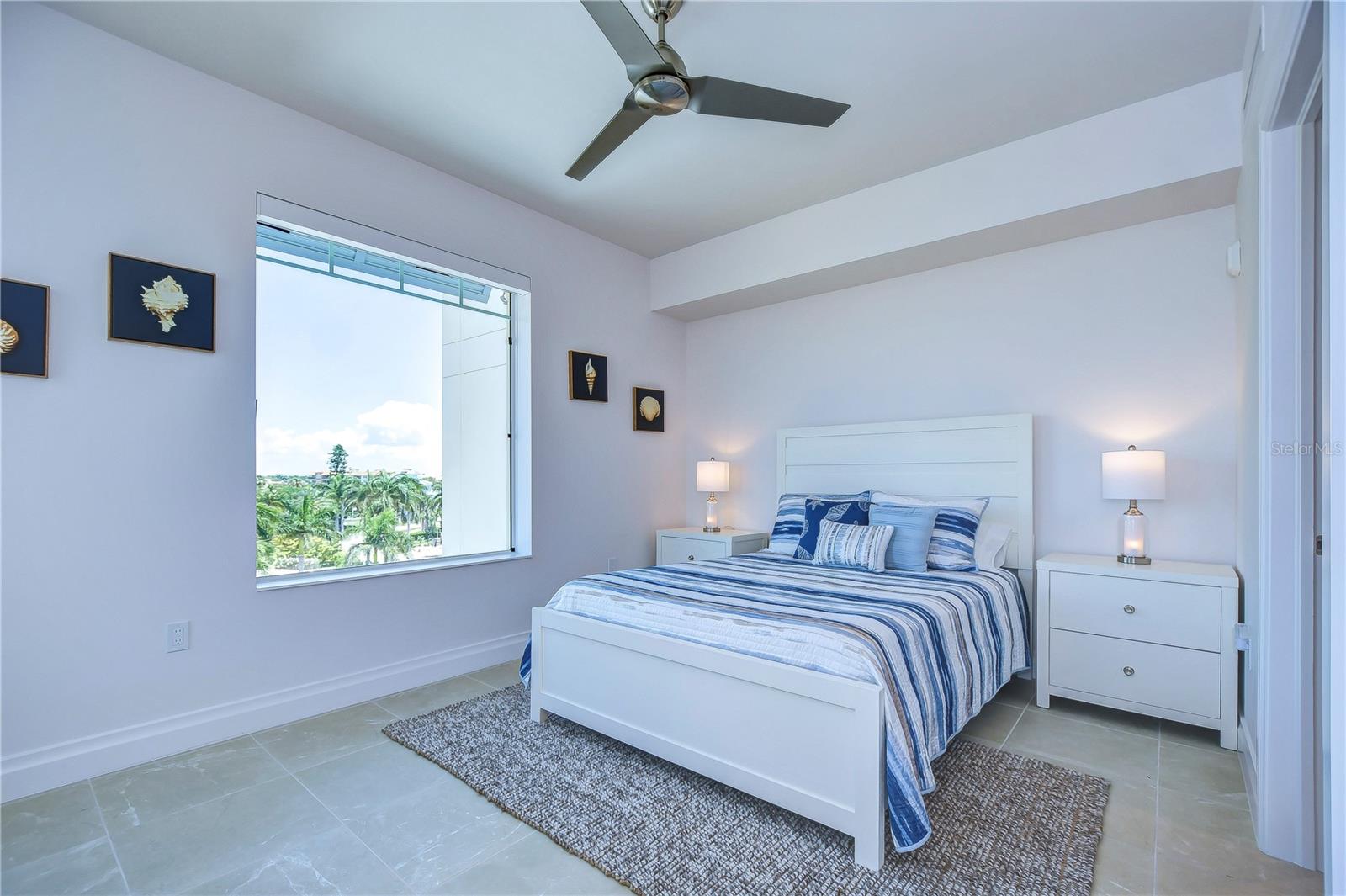 SUNSET POINTE AT COLLANY KEY IV A CONDO - Residential