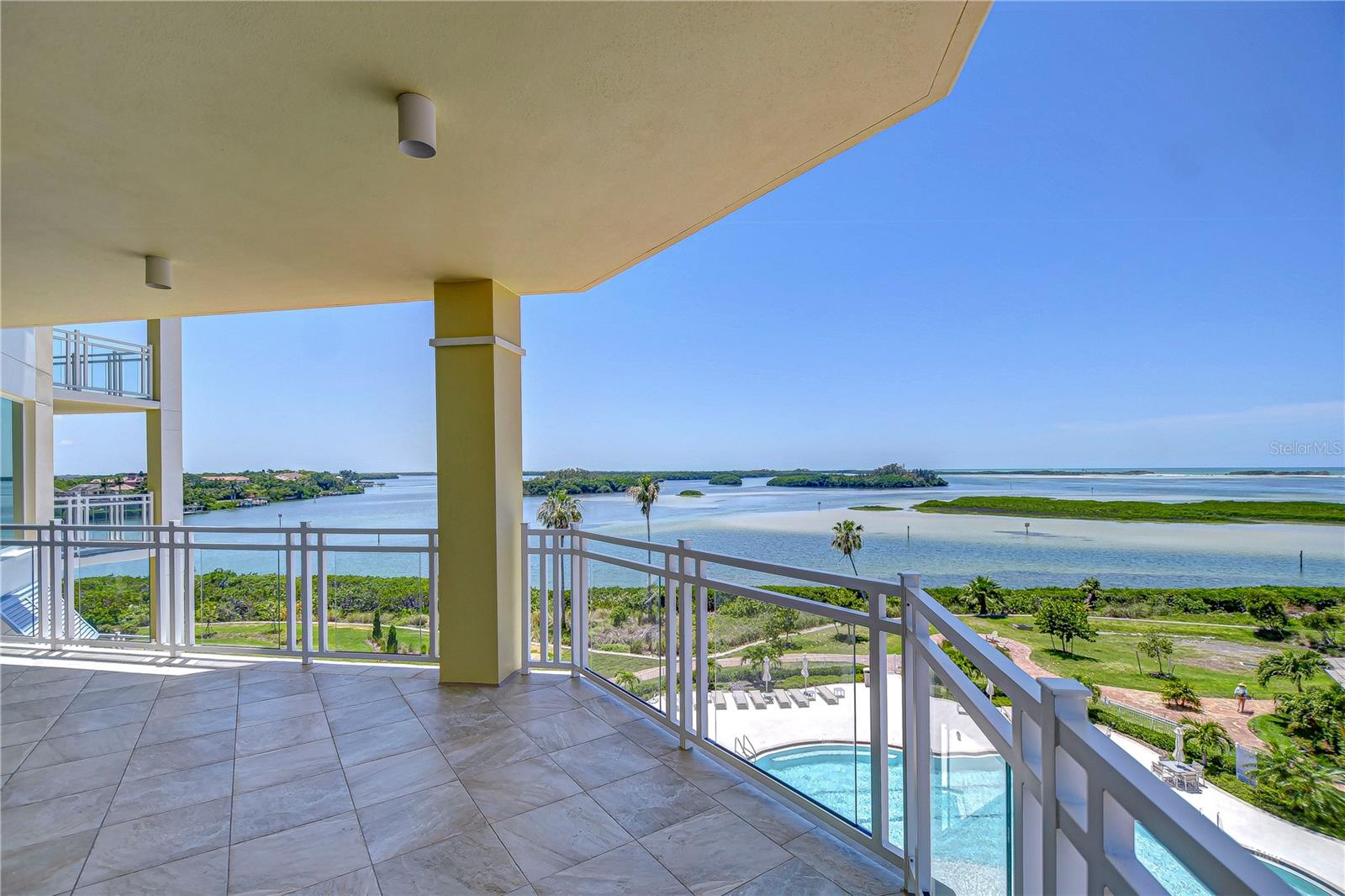 SUNSET POINTE AT COLLANY KEY IV A CONDO - Residential