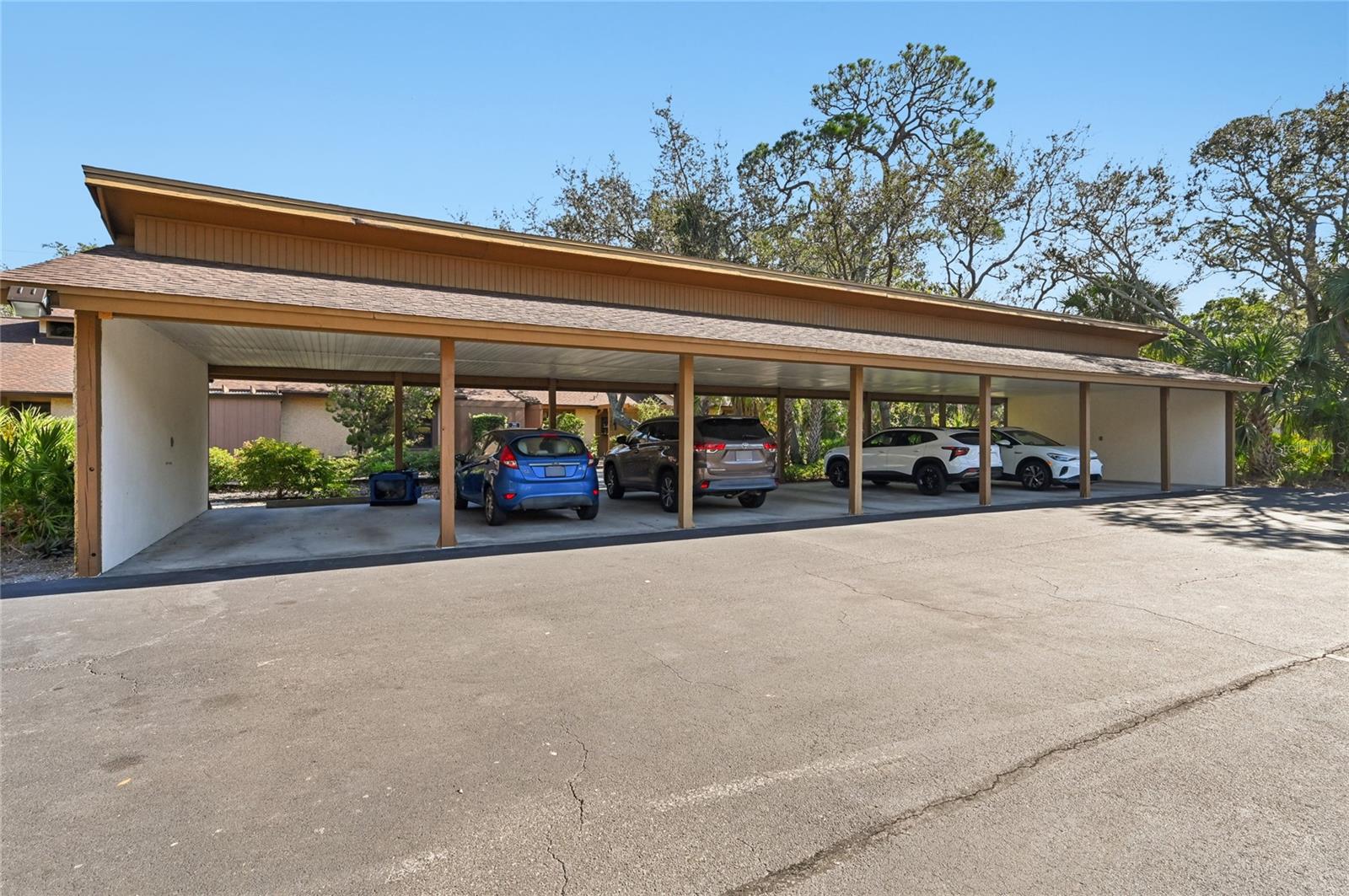 PINE BAY FOREST - Residential