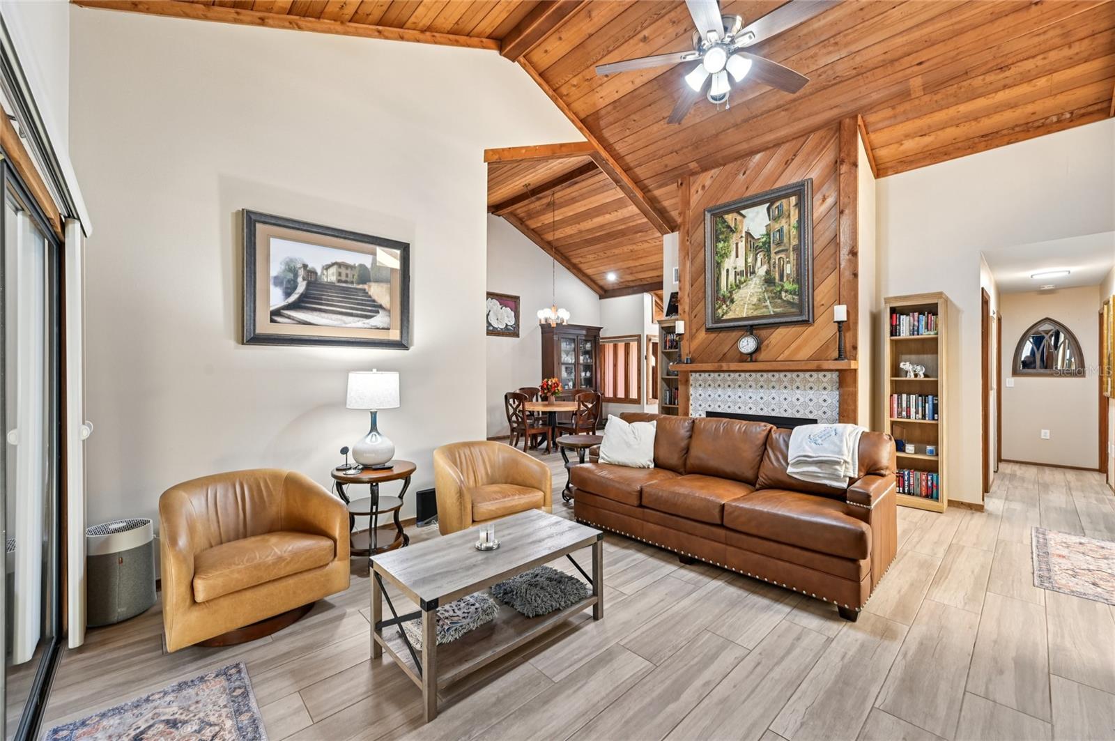 PINE BAY FOREST - Residential