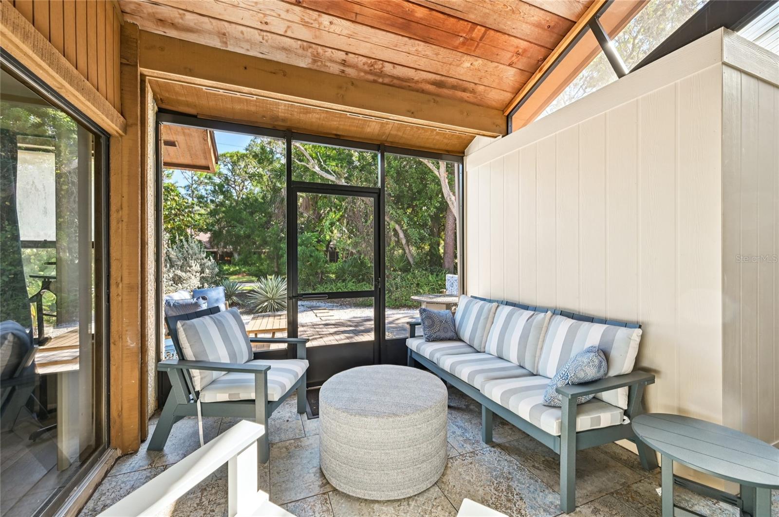 PINE BAY FOREST - Residential