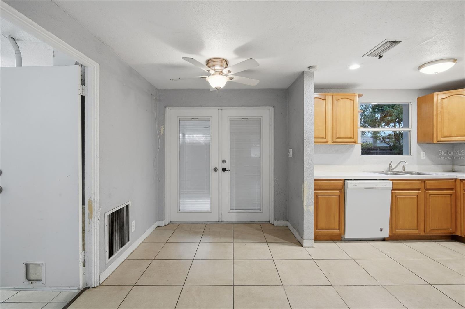 GARNETT SUB - Residential