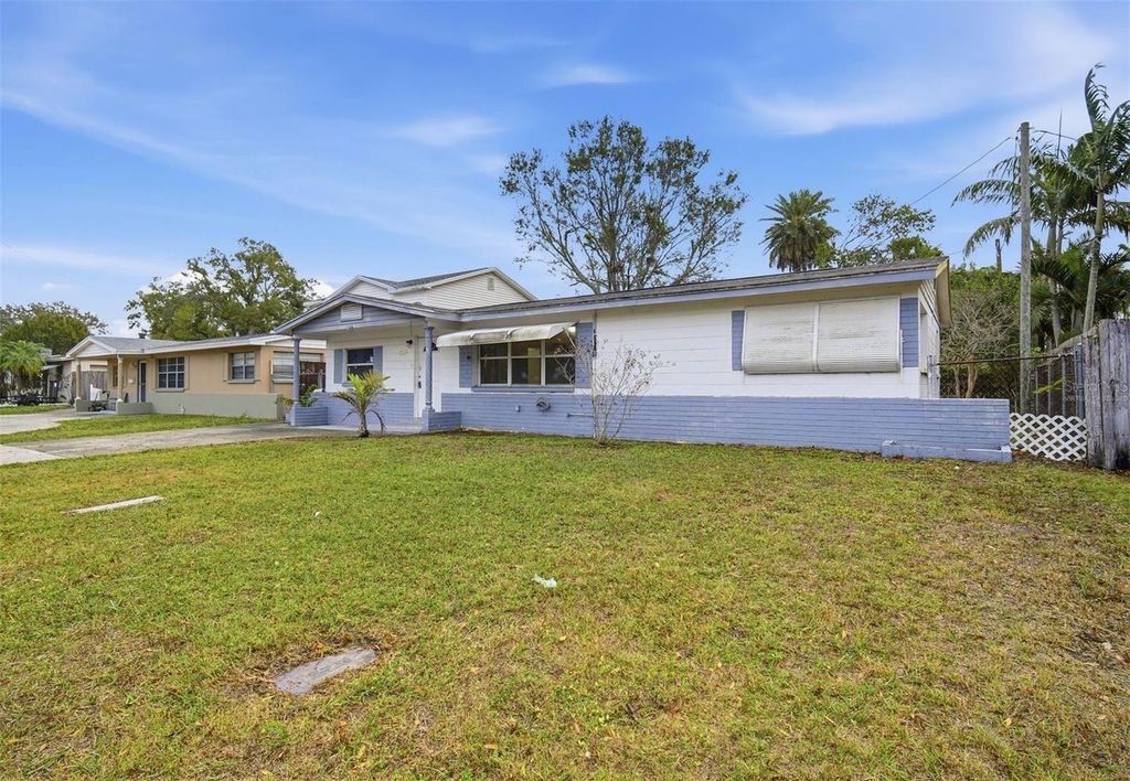 Photo of 8421 47th Street N, Pinellas Park, FL 33781 (MLS # A4678533)