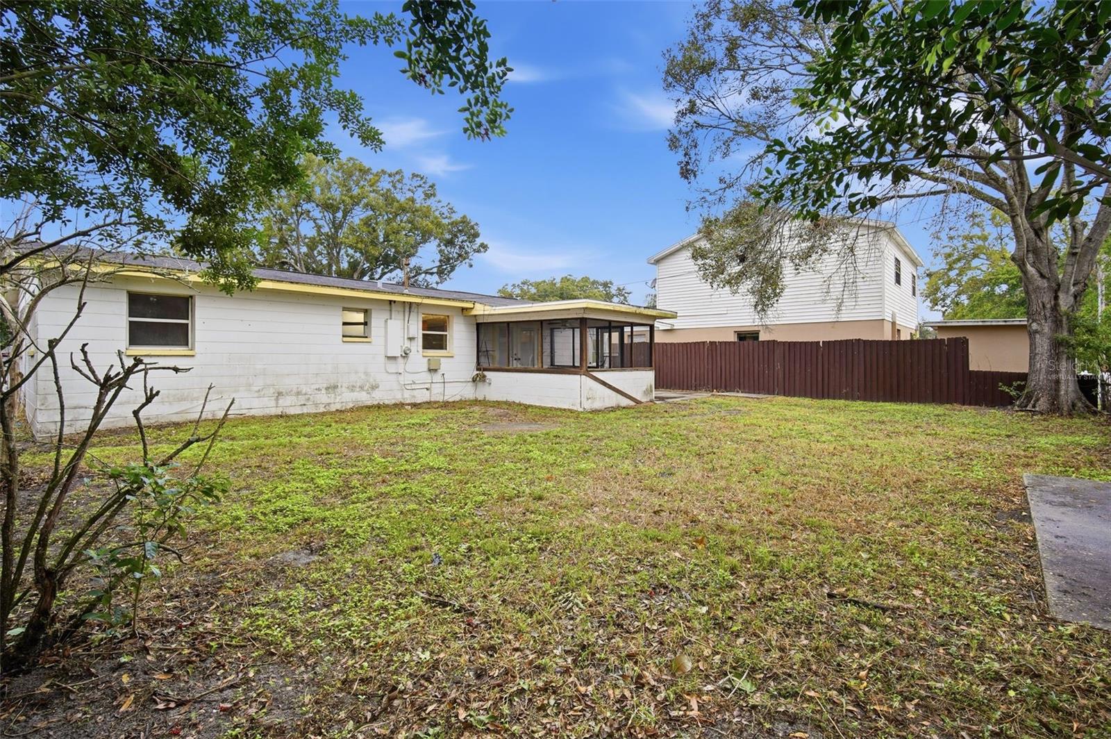 GARNETT SUB - Residential