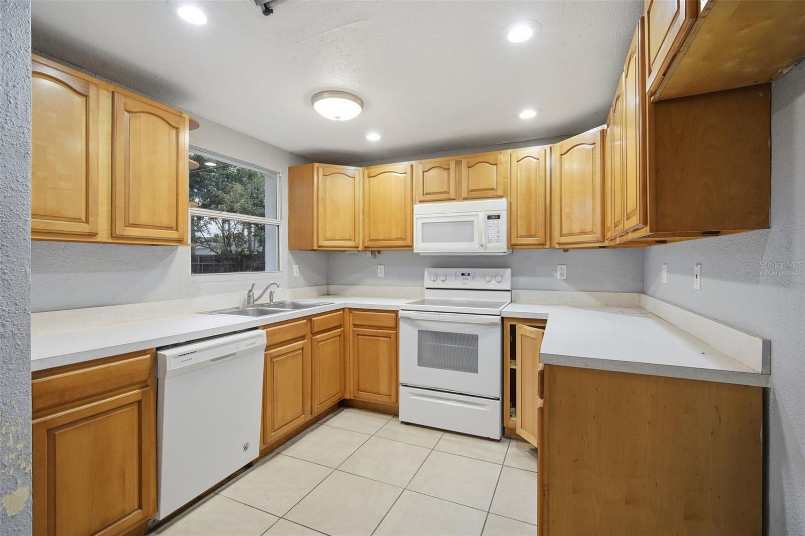 GARNETT SUB - Residential