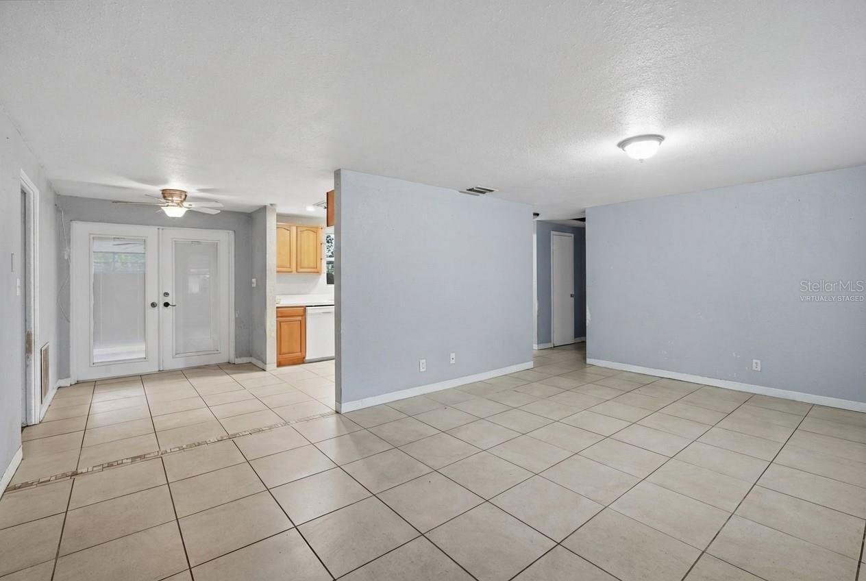 GARNETT SUB - Residential