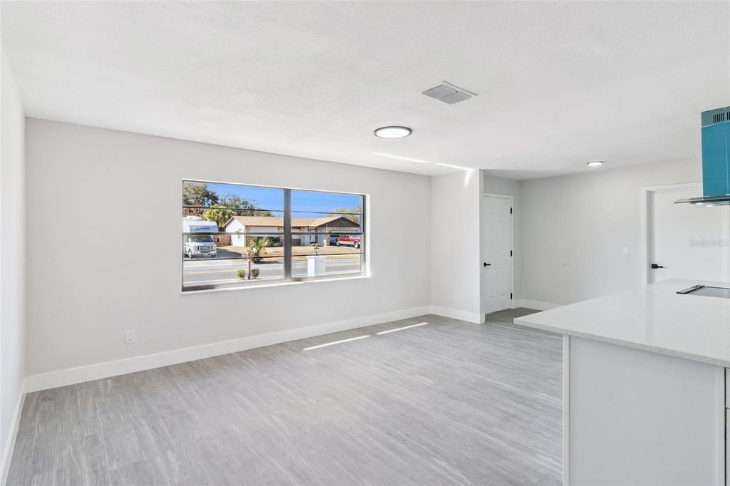 Photo of 2533 Oak Run Boulevard, Kissimmee, FL 34744 (MLS # S5143776)