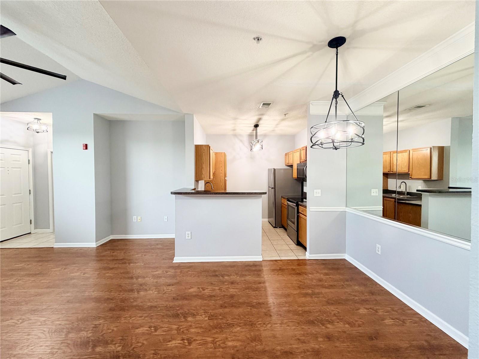 THE PALMS OF CORTEZ - Residential Lease