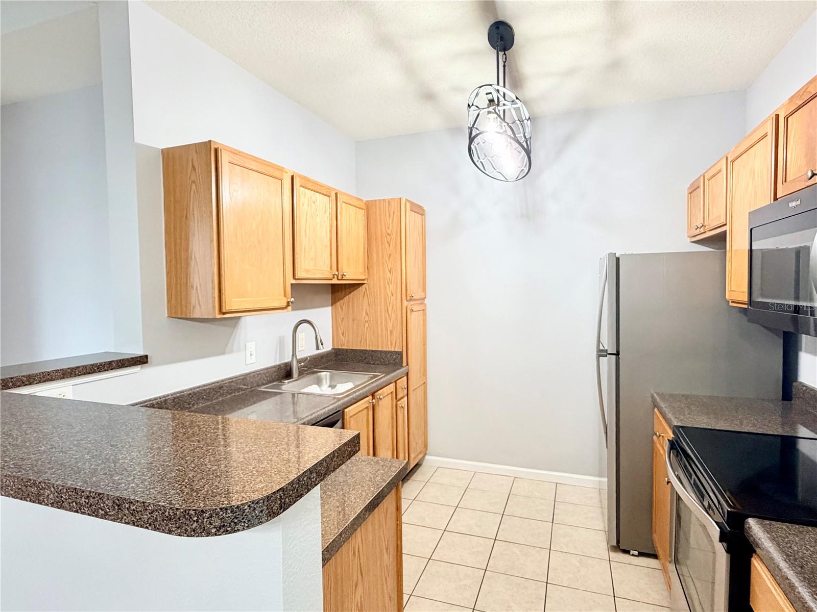 THE PALMS OF CORTEZ - Residential Lease