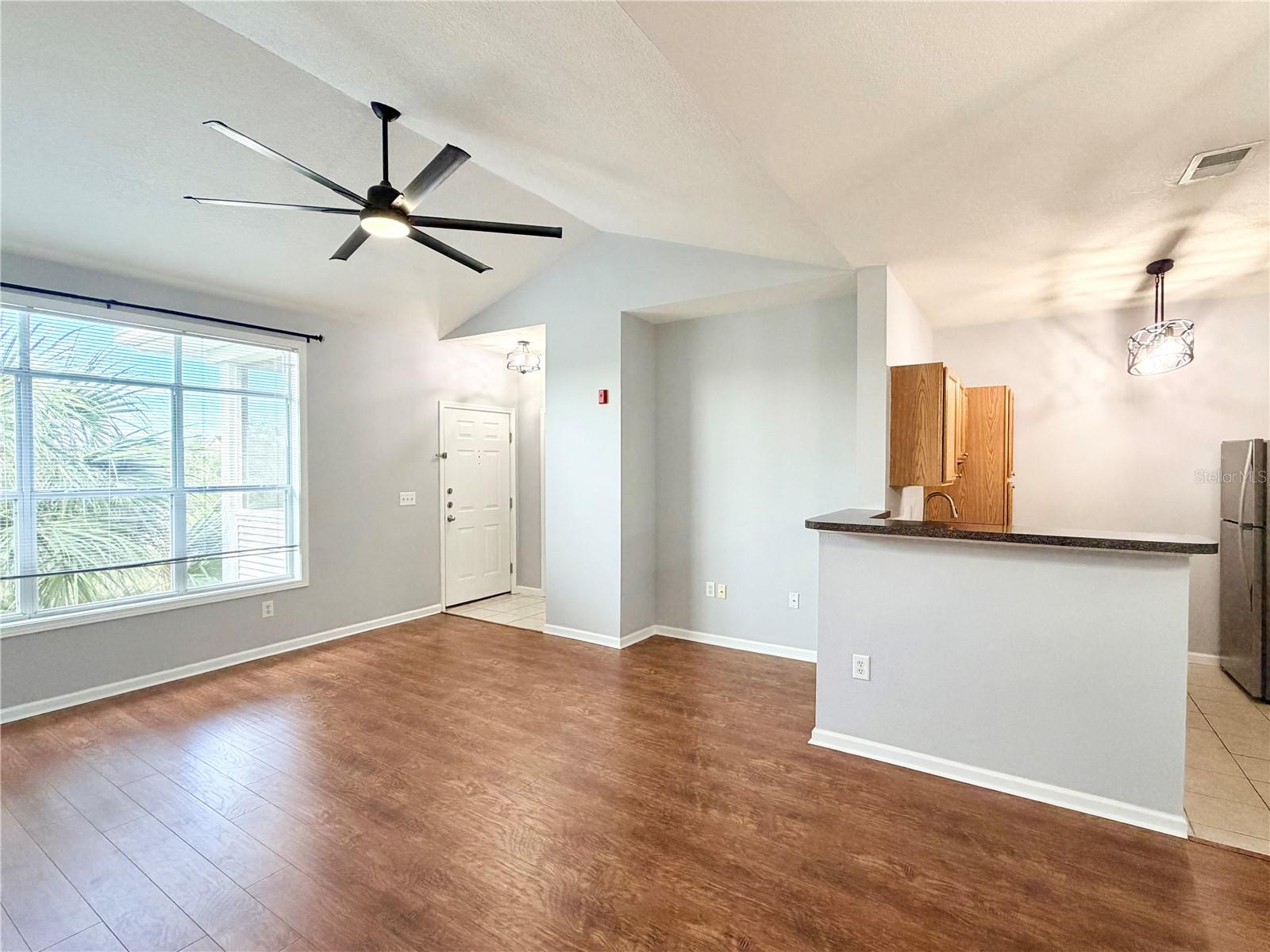 THE PALMS OF CORTEZ - Residential Lease