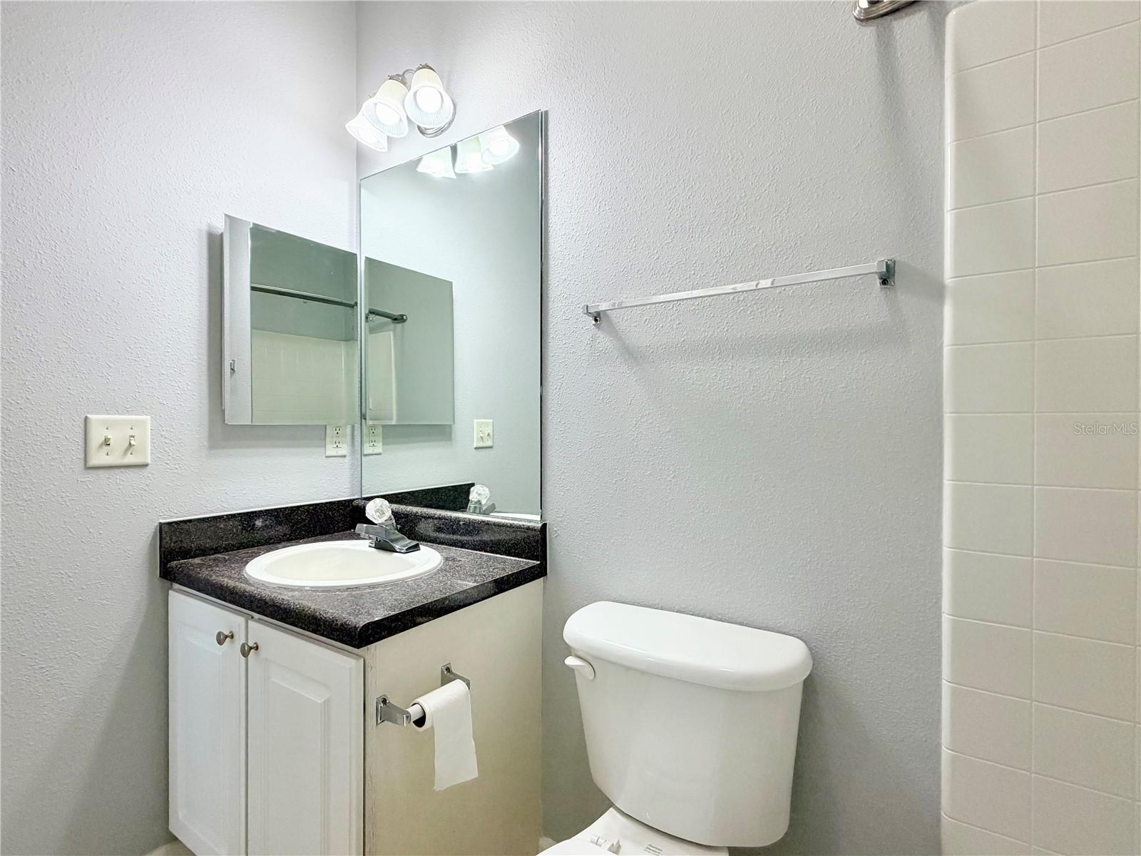 THE PALMS OF CORTEZ - Residential Lease