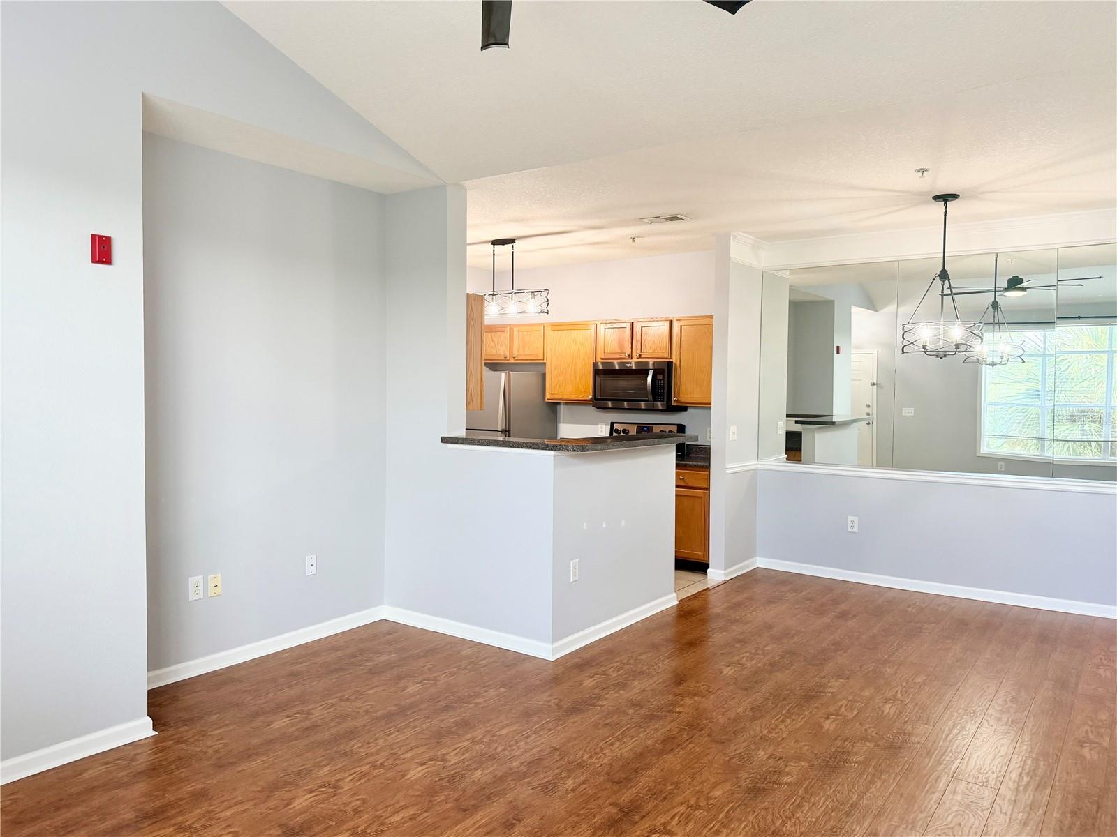 THE PALMS OF CORTEZ - Residential Lease