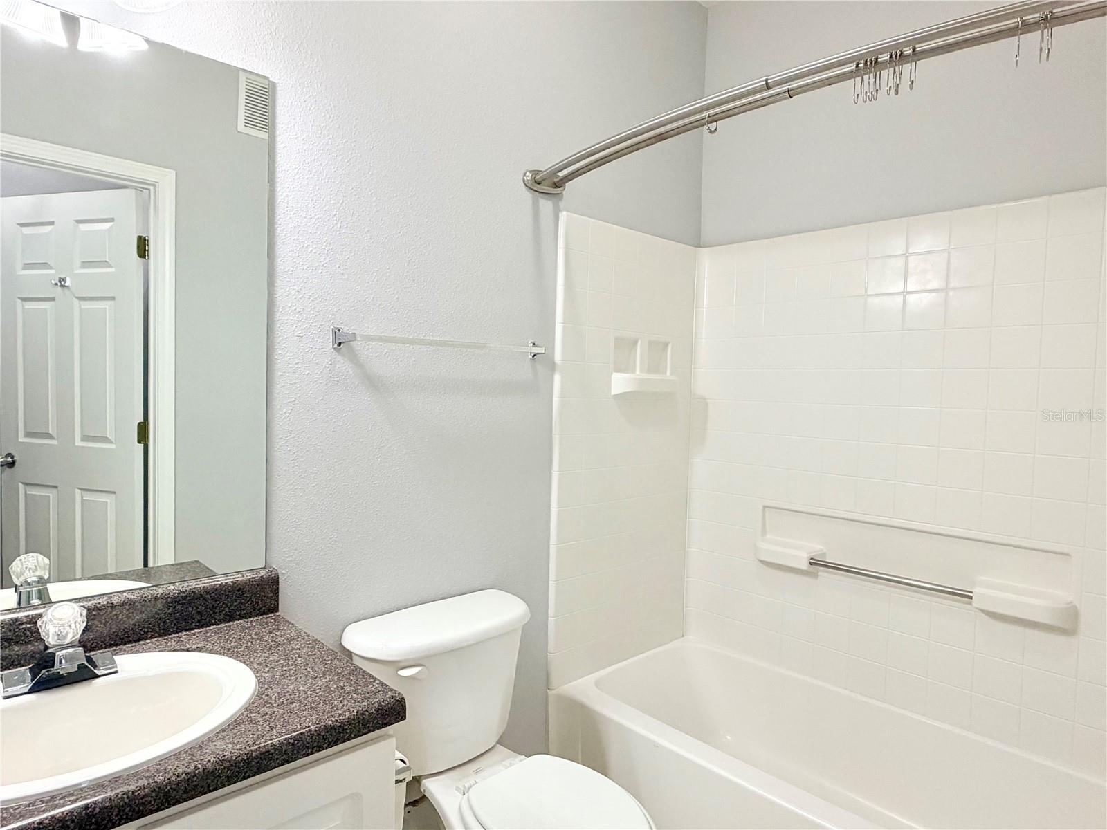 THE PALMS OF CORTEZ - Residential Lease