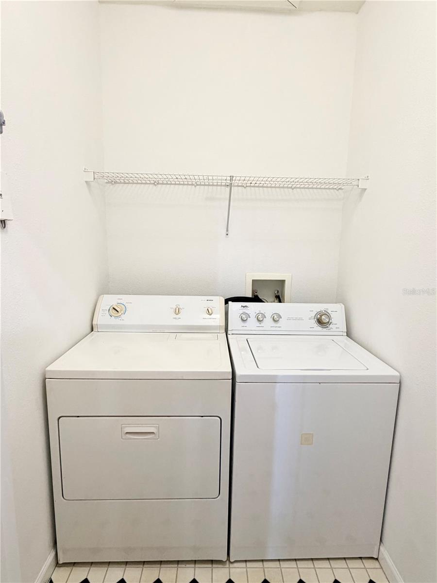 THE PALMS OF CORTEZ - Residential Lease