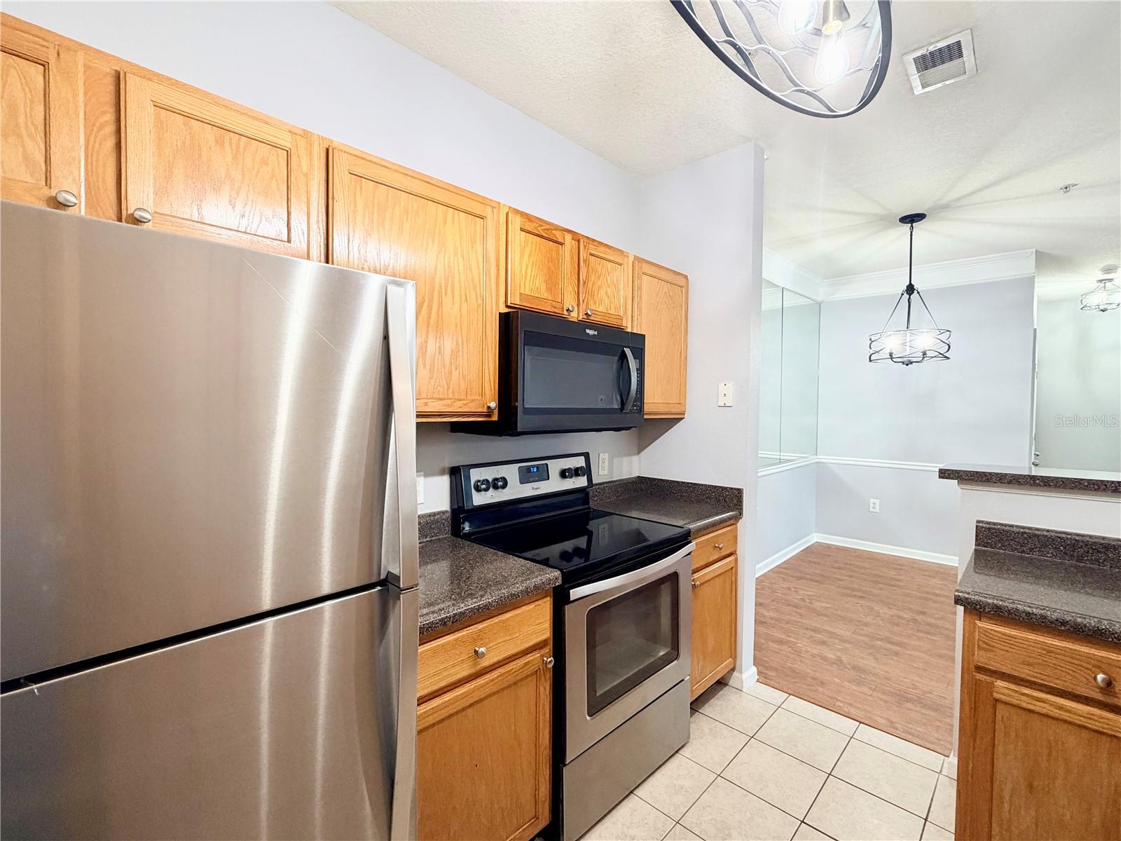 THE PALMS OF CORTEZ - Residential Lease