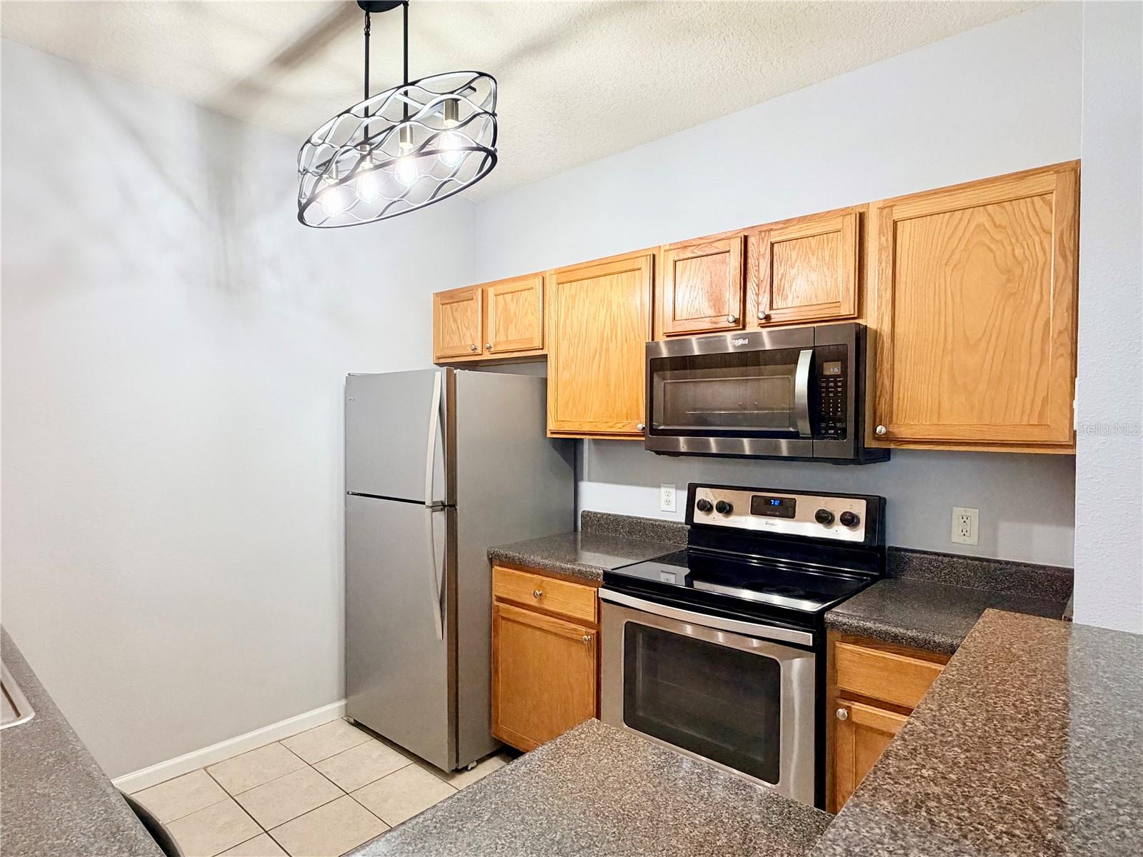 THE PALMS OF CORTEZ - Residential Lease