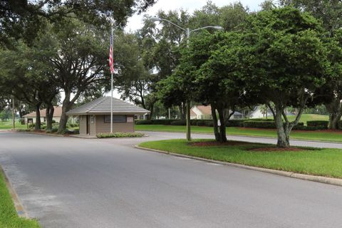 A home in ZEPHYRHILLS