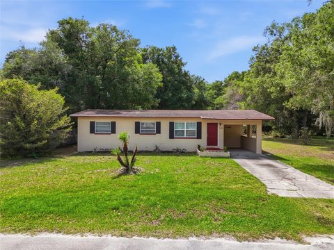 Photo of 516 Land O Lakes Ct, Deland, FL 32724 (MLS # V4948917)