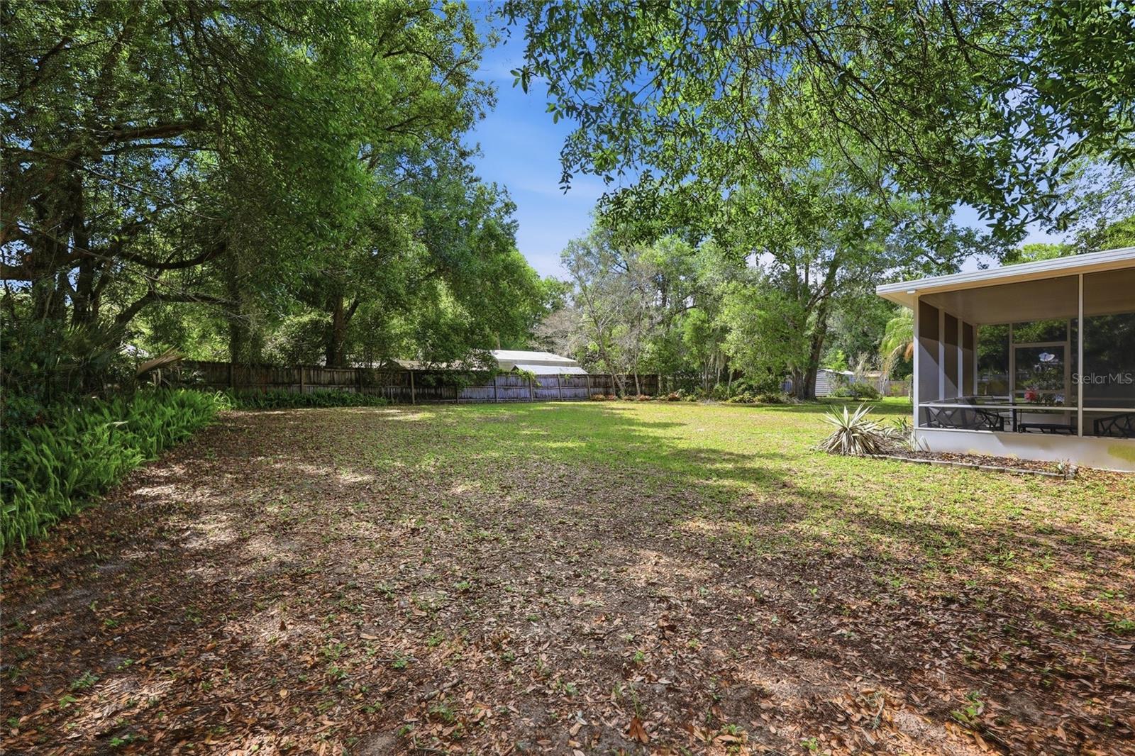 LAND O LAKES ACRES - Residential