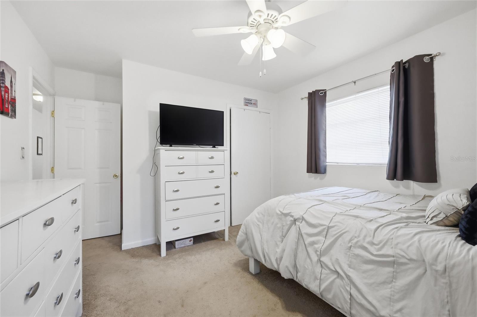 LAND O LAKES ACRES - Residential