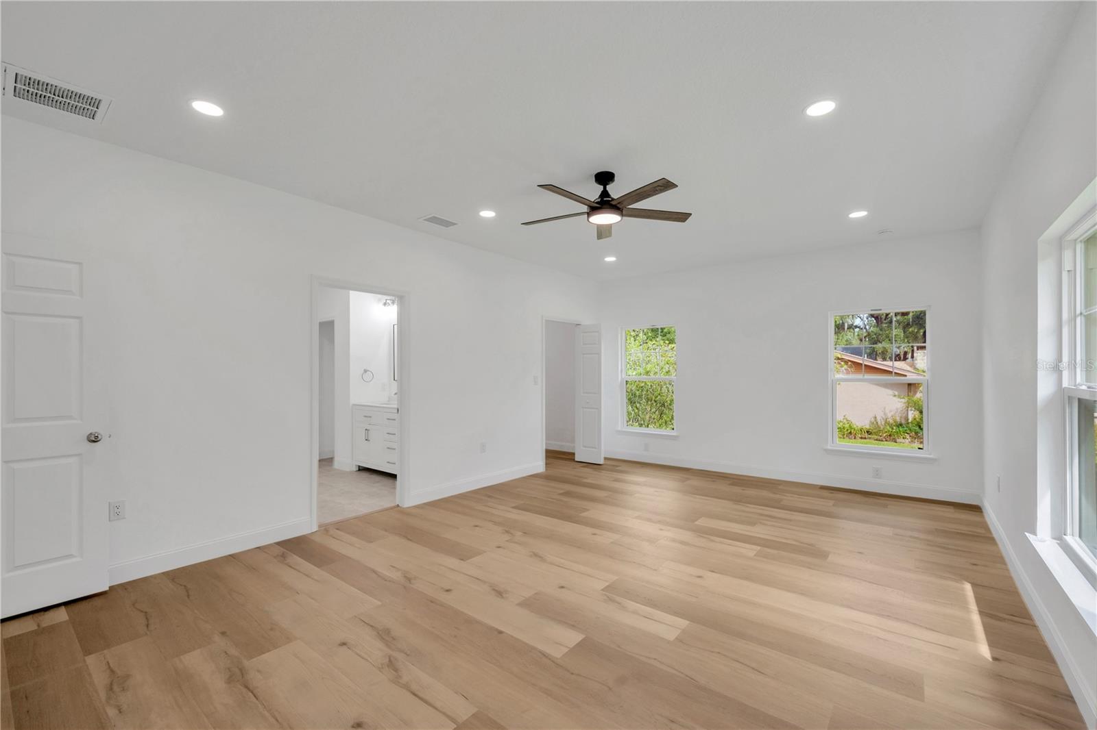 HICKORY HILL ACRES - Residential