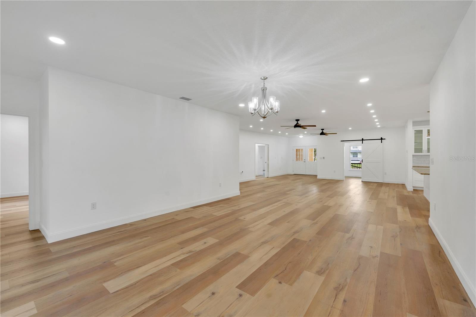HICKORY HILL ACRES - Residential