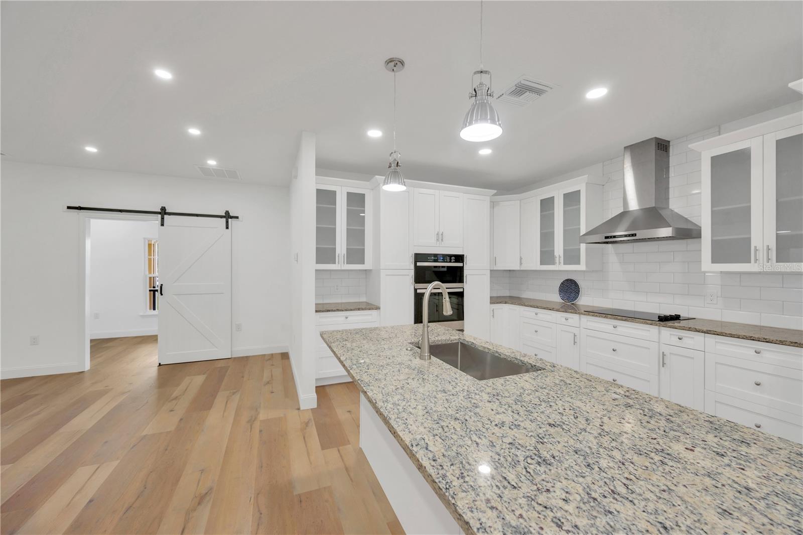 HICKORY HILL ACRES - Residential