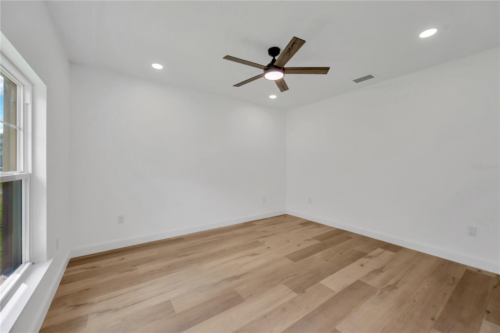 HICKORY HILL ACRES - Residential