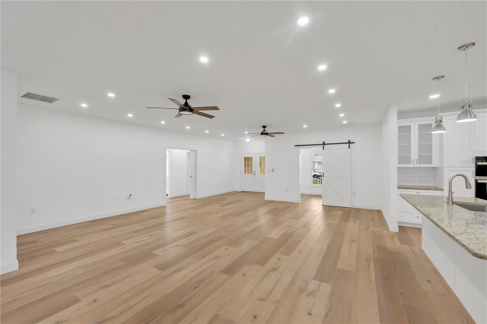 HICKORY HILL ACRES - Residential