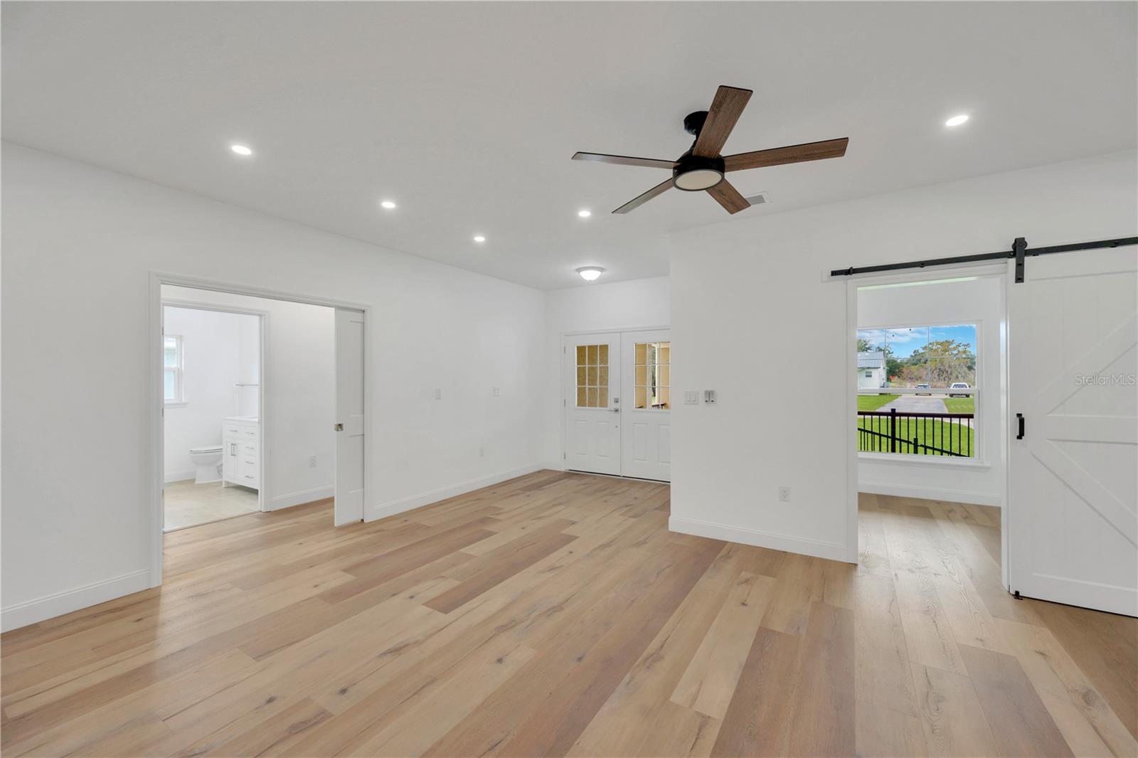 HICKORY HILL ACRES - Residential
