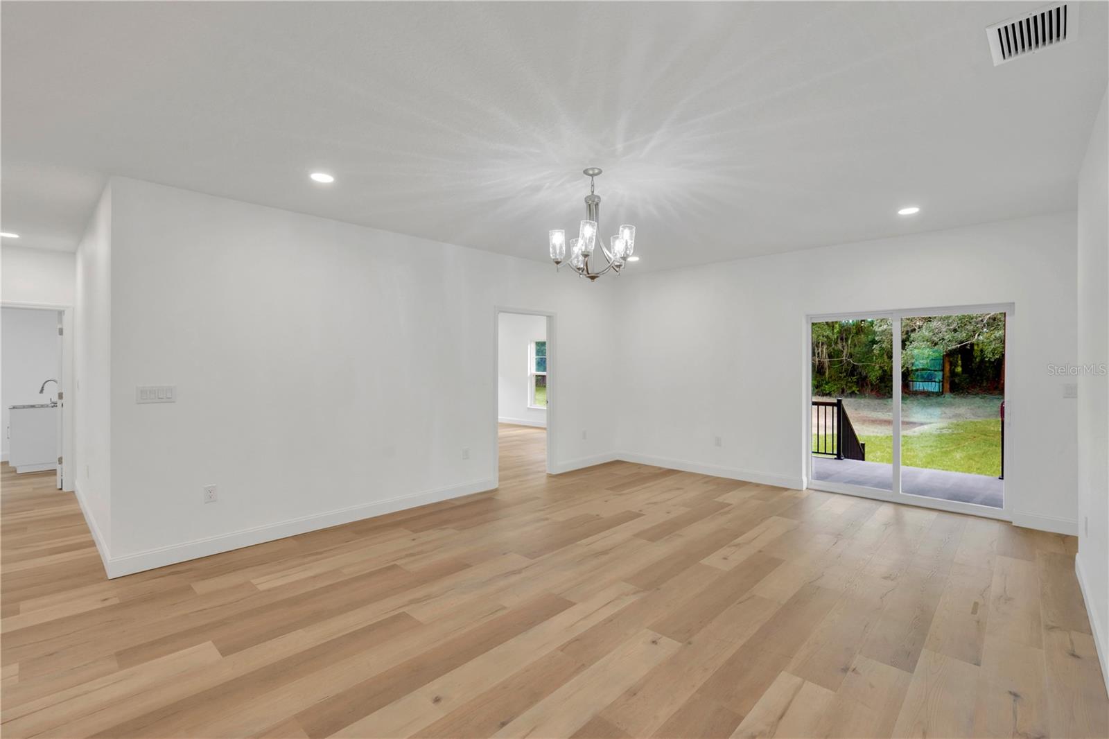 HICKORY HILL ACRES - Residential