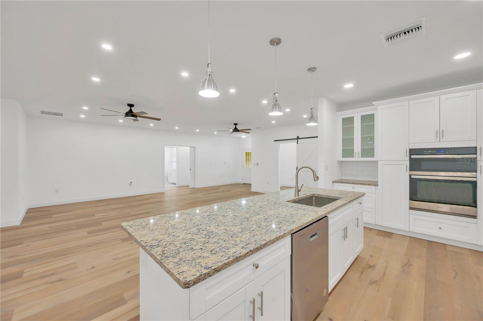 HICKORY HILL ACRES - Residential