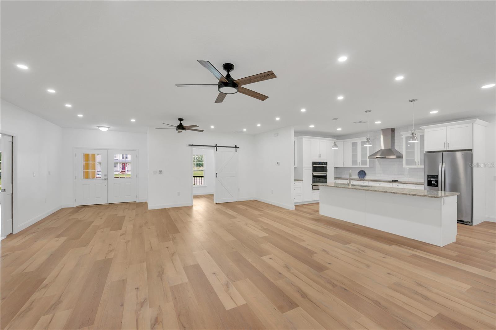 HICKORY HILL ACRES - Residential