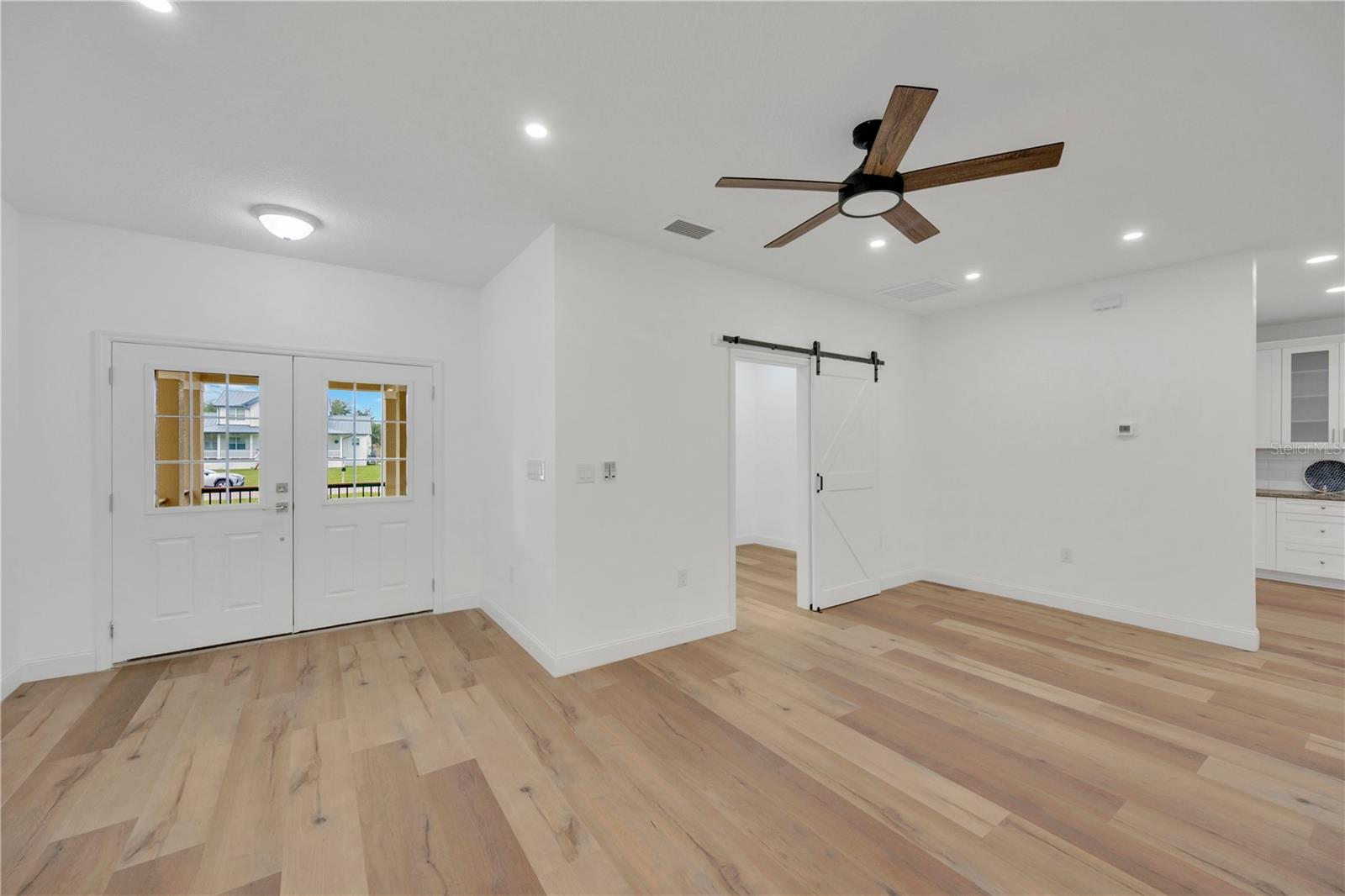 HICKORY HILL ACRES - Residential