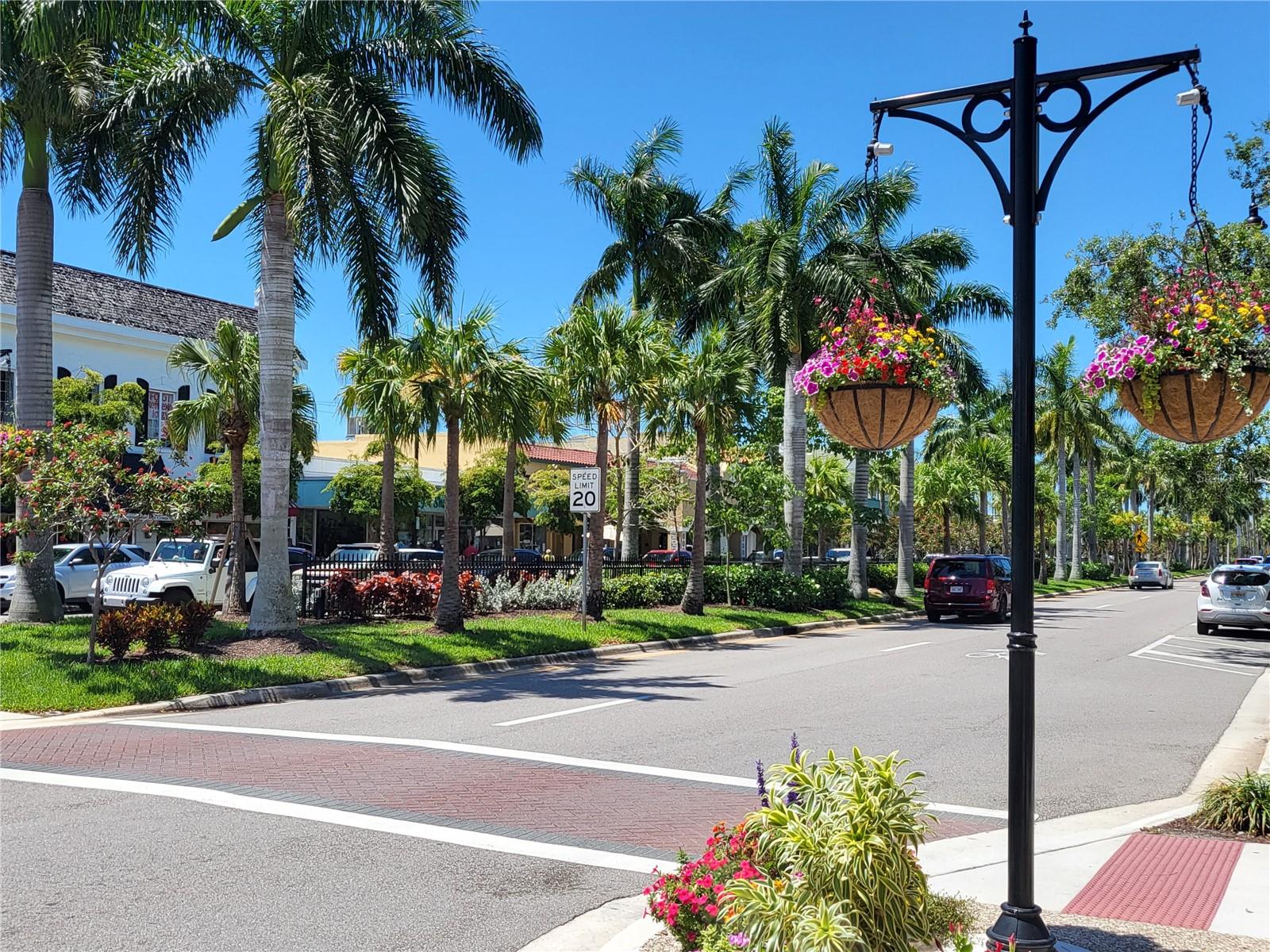 VENICE ISLE - Residential