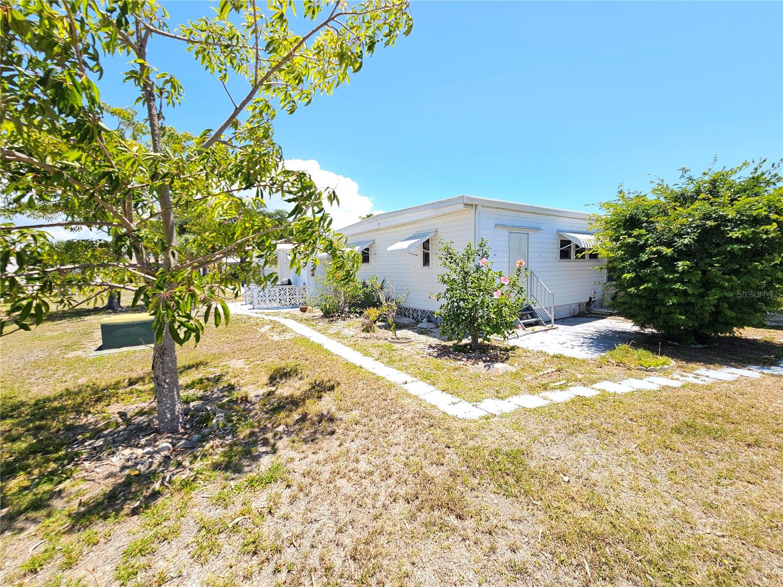 VENICE ISLE - Residential