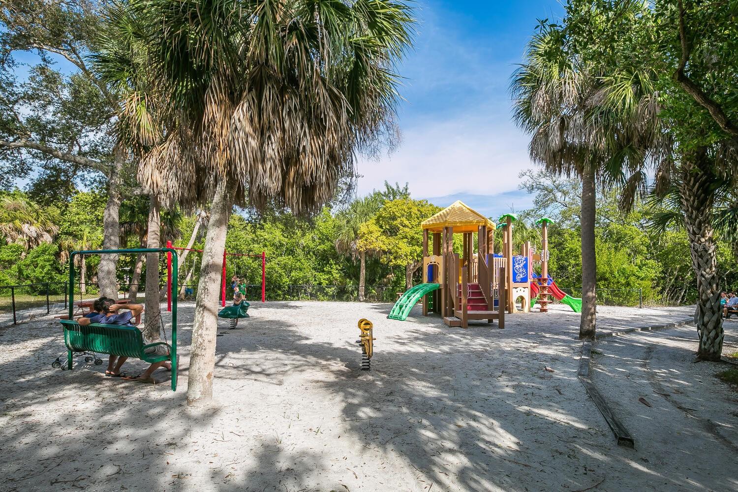 BAYPORT BCH & TEN PH F - Residential Lease